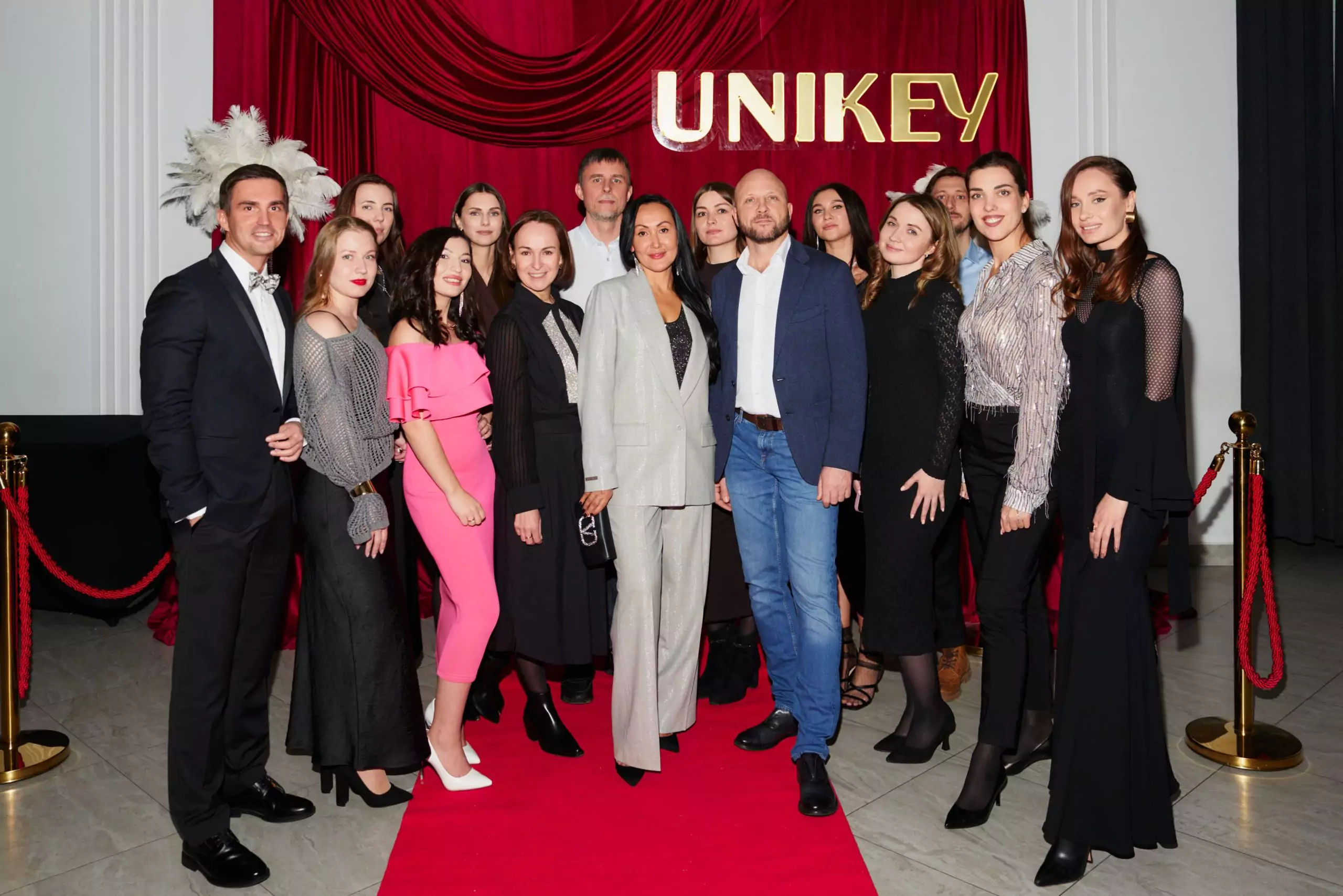 Unikey отблагодарила лучших партнеров-брокеров Хабаровска в атмосфере риелторского Голливуда